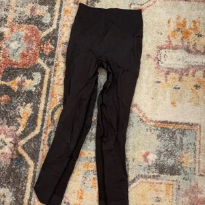 Lululemon leggings size 4